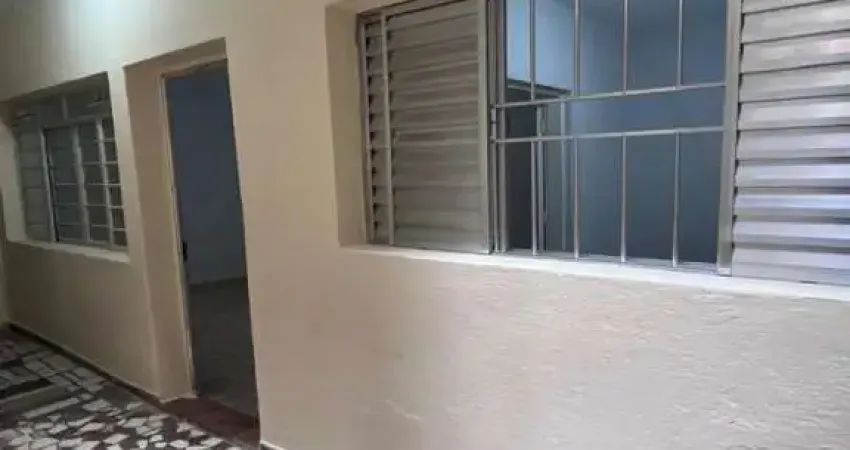 Casa com 2 quartos para alugar no Jardim D'Abril, Osasco