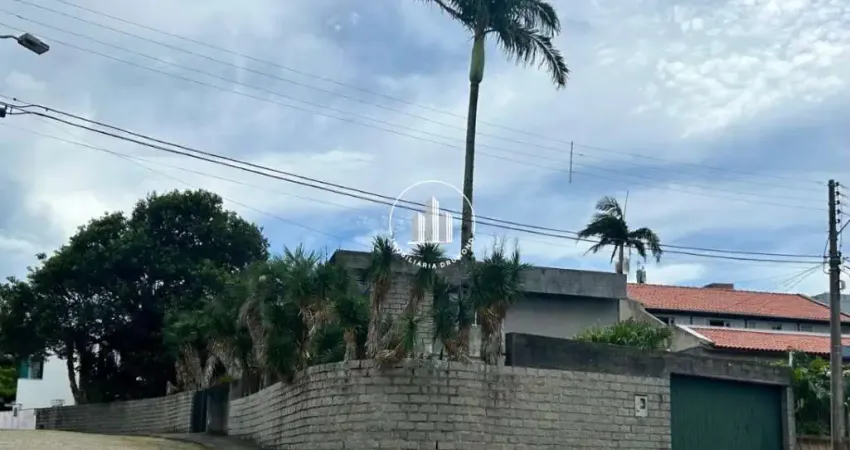 Casa com 3 quartos à venda na Rua Sebastião Catão Callado, 52, Coqueiros, Florianópolis