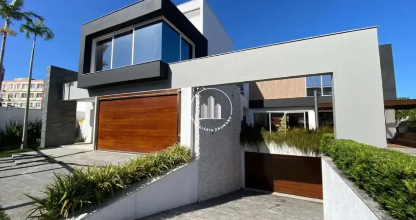 Casa com 4 quartos à venda na Rua Doutor Agripa de Castro Faria, 19, Coqueiros, Florianópolis