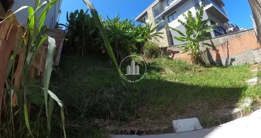 Terreno à venda na Rua Marcelino Simas, 1, Estreito, Florianópolis