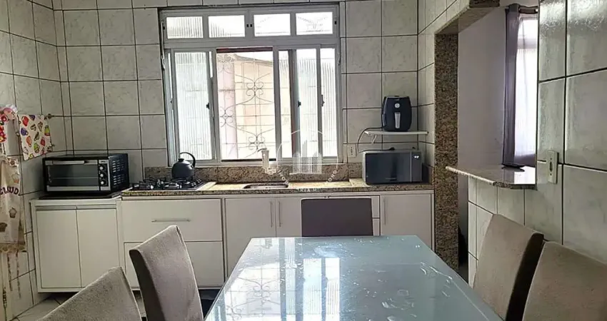 Casa com 2 quartos à venda na Rua General Eurico Gaspar Dutra, 312, Estreito, Florianópolis