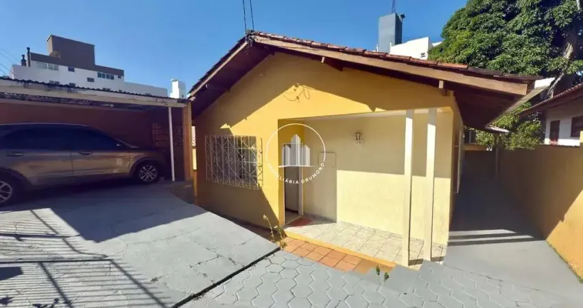 Casa com 3 quartos à venda na Rua Maria Claudino da Cruz, 855, Capoeiras, Florianópolis