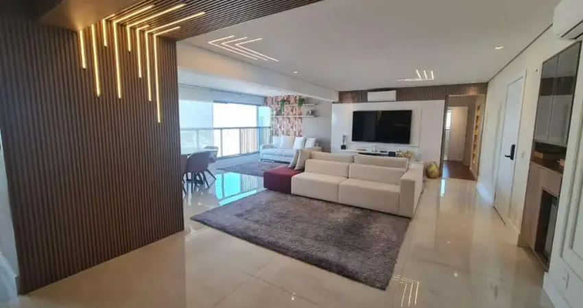 Apartamento à venda com 3 quartos sendo 3 suítes e 2 vagas de garagem