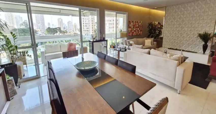 Apartamento à venda com 3 quartos sendo 3 suítes e 4 vagas de garagem