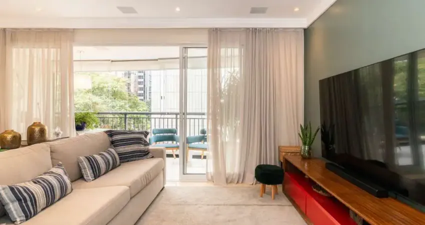 Apartamento à venda ou locação no itaim bibi, totalmente reformado e pronto para morar