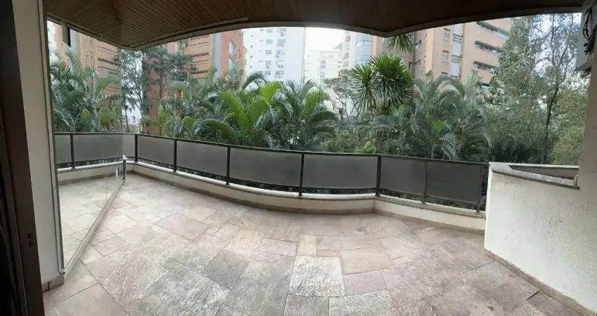 Apartamento à venda no itaim com 3 quartos sendo 3 suítes e 3 vagas de garagem