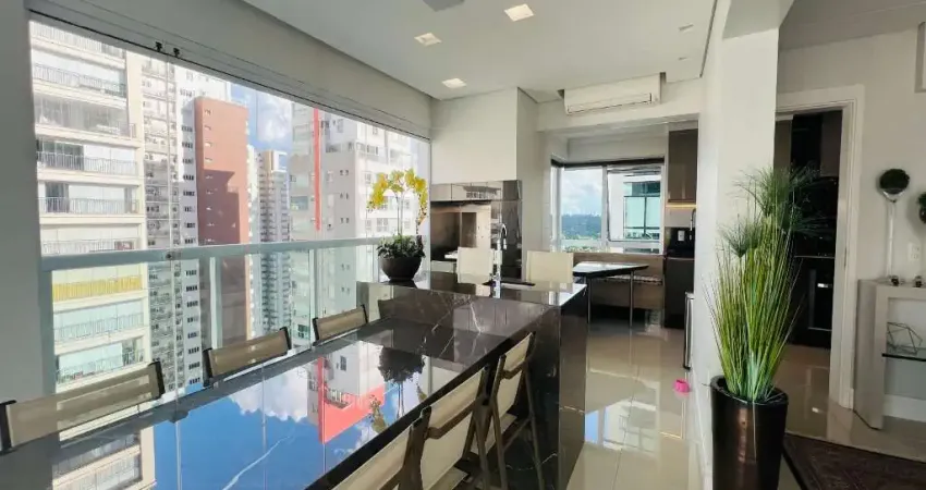 Apartamento à venda com 3 quartos sendo 3 suítes e 3 vagas de garagem