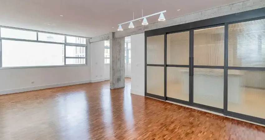 Apartamento à venda com 3 quartos sendo 3 suítes e 2 vagas de garagem