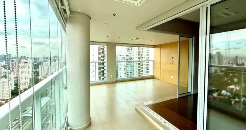 Apartamento à venda com 3 quartos sendo 3 suítes e 3 vagas de garagem