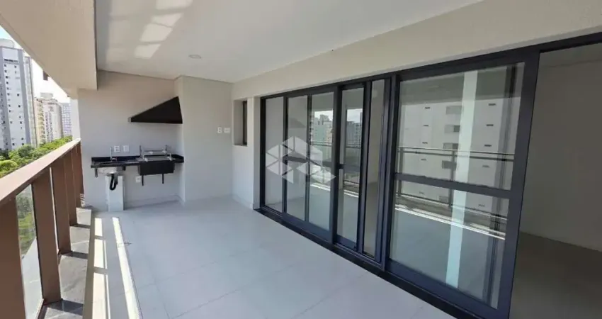 Apartamento á venda com 2 quartos sendo 2 suítes, 2 vagas, 109m²