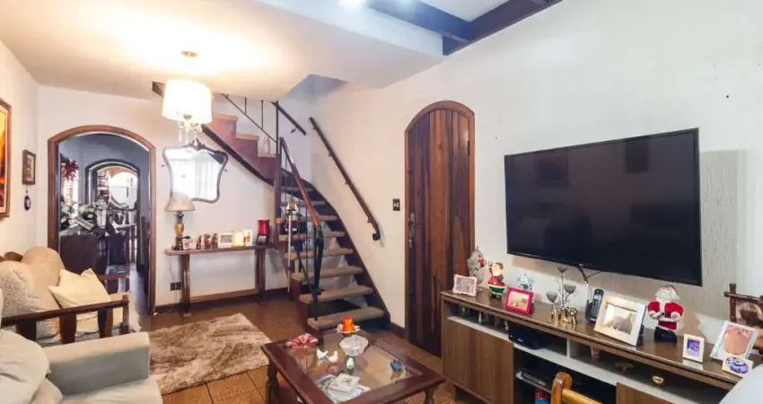 Casa a venda na praia da enseada 3 dormitórios e 2 vaga de garagem!