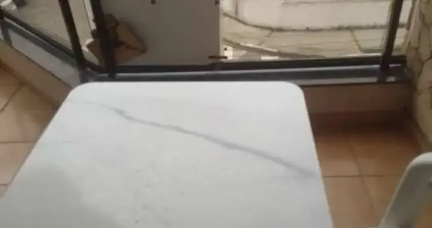 Apartamento à venda na enseada a 150m da praia com 3 dormitórios e 2 vagas de garagem!