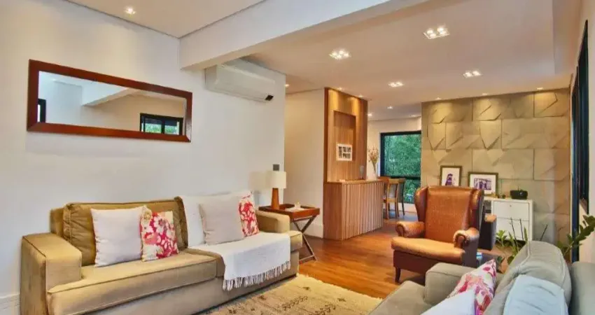 Apartamento a venda no morumbi com 3 suítes e 3 vagas de garagem.