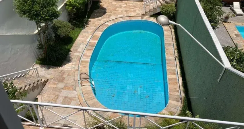 Sobrado brooklin velho 3 quartos (1suíte), 4 vagas, piscina, churrasqueira, 450m2