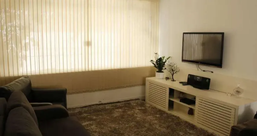 Sobrado à venda  3 quartos, 2 vagas no brooklin ,próximo ao metro .