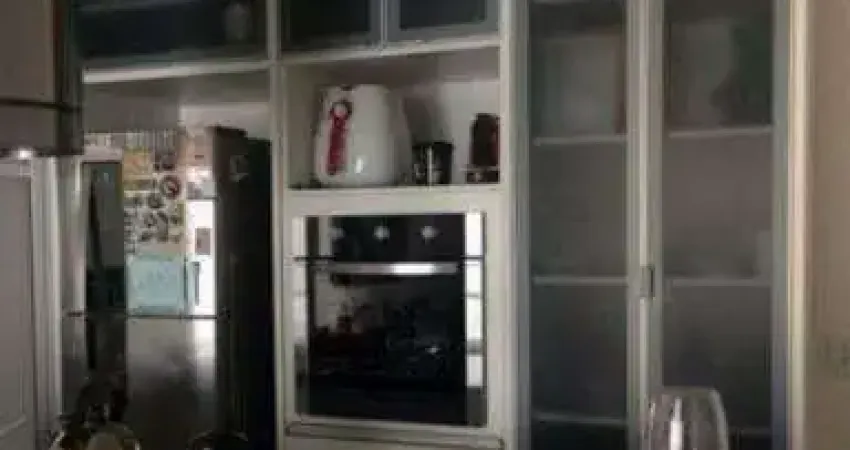 Apartamento à venda com 2 quartos sendo 1 suíte e 2 vagas de garagem