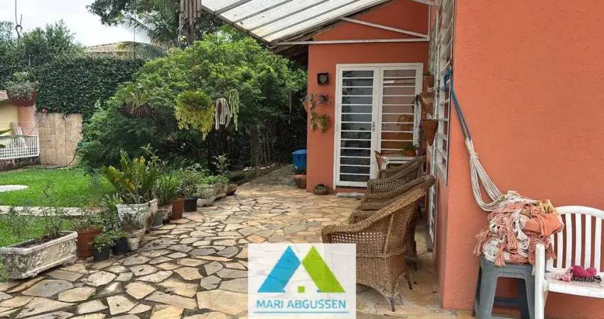 Casa no bandeirantes, 1.000 m² de terreno, com preço de oportunidade: somente 1.700.000,00 aceita permuta.