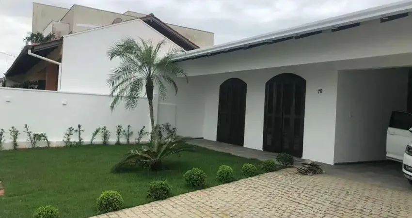 Casa à venda na Rua Indaial, 00, Dom Bosco, Itajaí