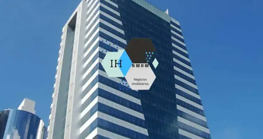 Conjunto comercial para locação de 272m2 com bancadas e estações de trabalho e 08 vagas