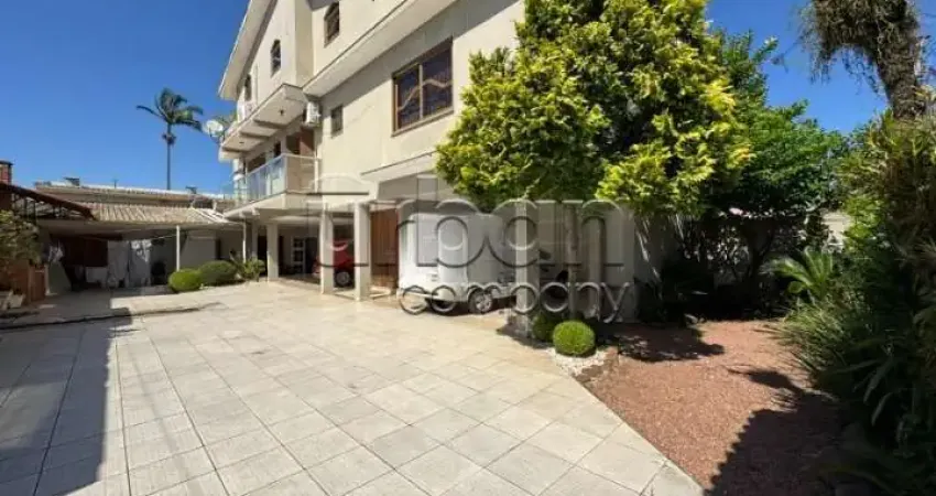 Casa em condomínio fechado com 5 quartos à venda na Rua das Camélias, 571, Igara, Canoas