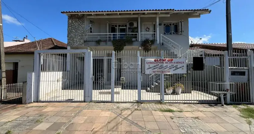 Casa em condomínio fechado com 4 quartos à venda na Rua Saldanha da Gama, 674, Harmonia, Canoas