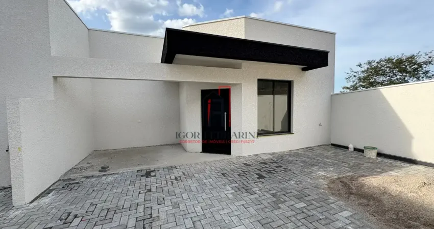 Excelente casa nova em condomínio, localizada no centro de quatro barras