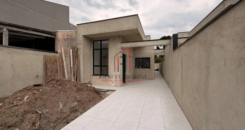 Casa nova, localizada em quatro barras, a menos de 5 minutos do centro.