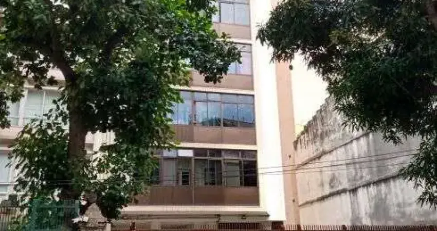Duplex com 53m2 quarto e sala, quarteirão da praia na rua 2 de dezembro