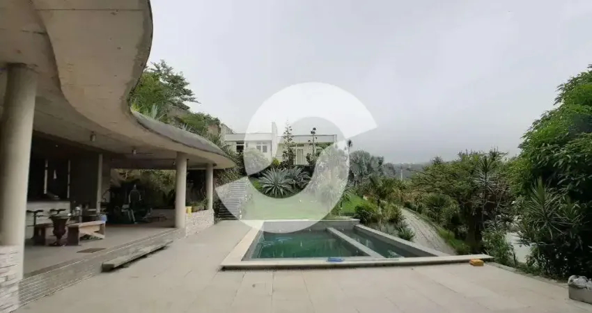 Casa para venda em niterói, são francisco, 5 dormitórios, 5 suítes, 6 banheiros, 4 vagas