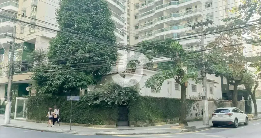 Casa para venda em niterói, icaraí, 5 dormitórios, 1 suíte, 4 banheiros, 1 vaga