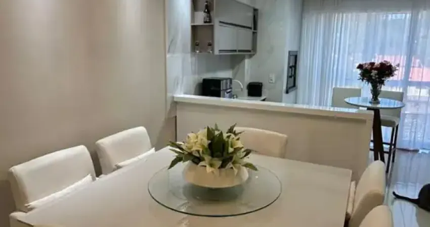 Um apartamento de altíssimo padrão, pronto para morar, com excelente localização e acabamento impecável em indaial no bairro dos estados.