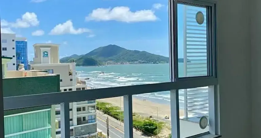 Viva a poucos passos do mar em uma das regiões mais valorizadas de Navegantes!