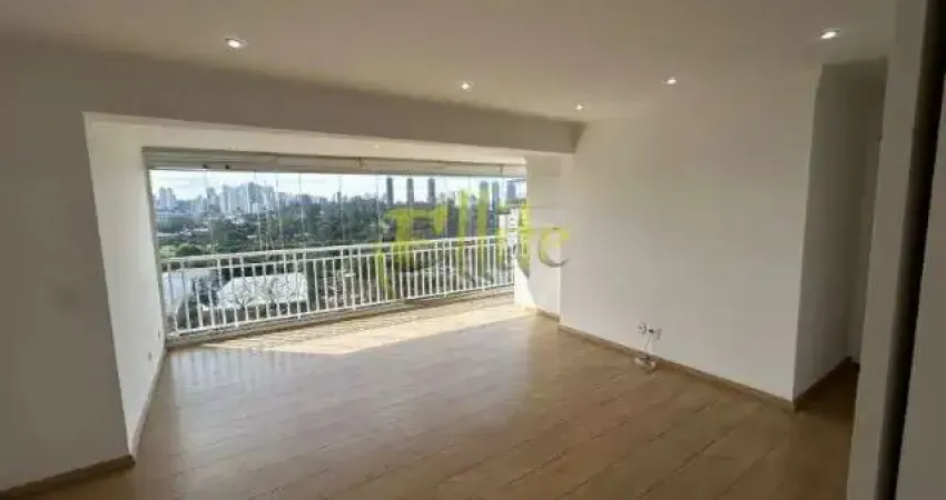 Apartamento para alugar com 03 dormitórios sem mobilia (APENAS ARMÁRIOS), 450 MTS da Estação Socorro linha Esmeralda!
