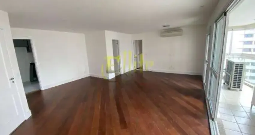 Apartamento sem mobília para locação na Vila Olímpia, São Paulo!
