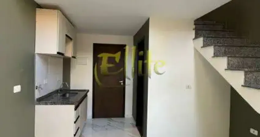 Loft Duplex de 35m² disponível para locação, perfeito para quem busca praticidade e conforto em uma localização estratégica.