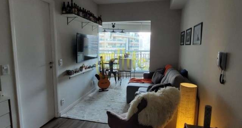 Apartamento com 01 dormitório para locação na região de Pinheiros em São Paulo!