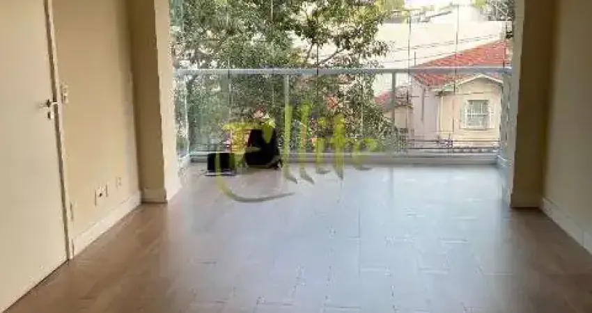 Apartamento sem mobília com 03 dormitórios para locação no bairro Campo Belo, São Paulo!