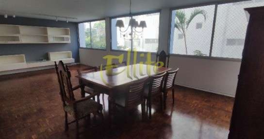 Apartamento semi mobiliado com 03 dormitórios para locação na região de Itaim Bibi em São Paulo!