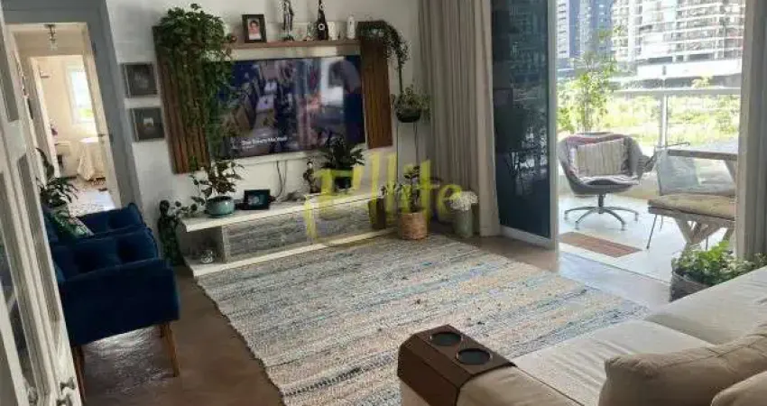 Venha conhecer esse incrível apartamento com 4 dormitórios, sendo 2 suítes, todos com armários planejados para o seu conforto e organização.