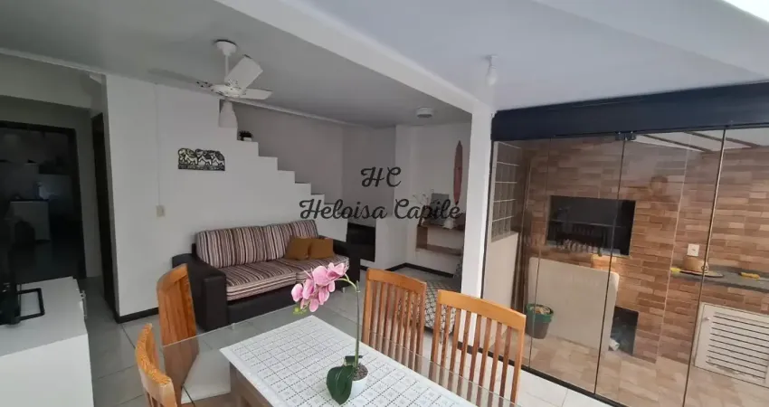 Sobrado Mobiliado em Condomínio Fechado – A 700m da Praia | Conforto, Segurança e Localização Privilegiada