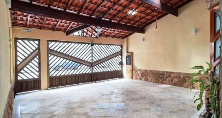 Casa à venda, Caiçara, Praia Grande, SP