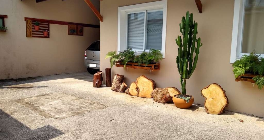 CASA À VENDA, 5 DORMITÓRIOS, BALNEÁRIO FLÓRIDA, PRAIA GRANDE, SP