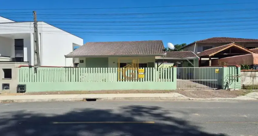 Casa à venda no Centro, Garuva