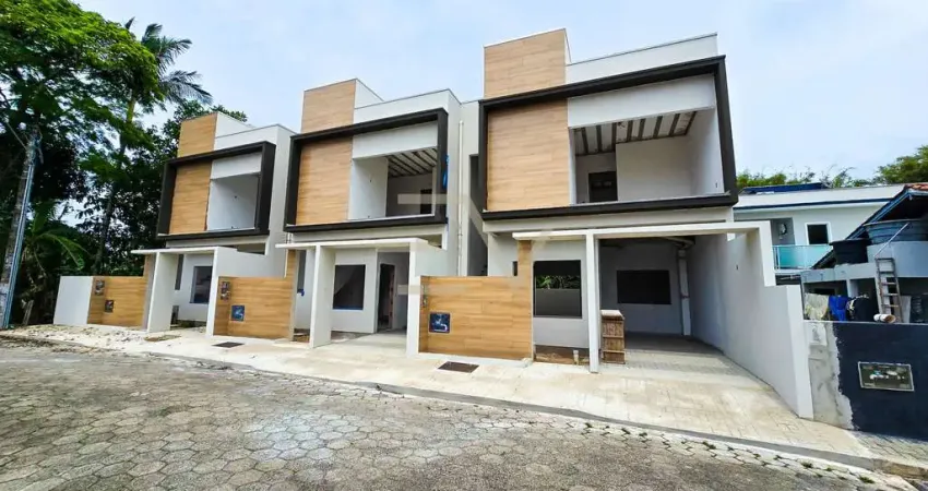 Casa com 3 quartos à venda no Centro, Penha