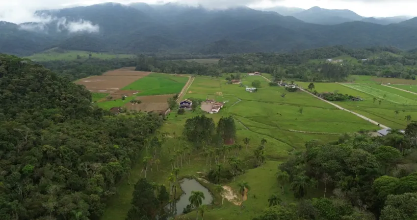 Lindo sitio com escritura publica em santo amaro da imperatriz!