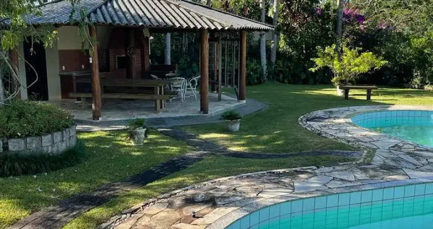 Linda chácara com escritura publica em santo amaro da imperatriz!