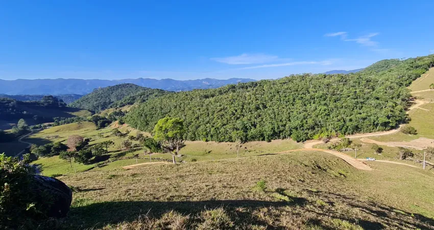 Chácara / sítio à venda na Praça José Adão Lehmkuhl, 1025, Rio Antinhas, Águas Mornas