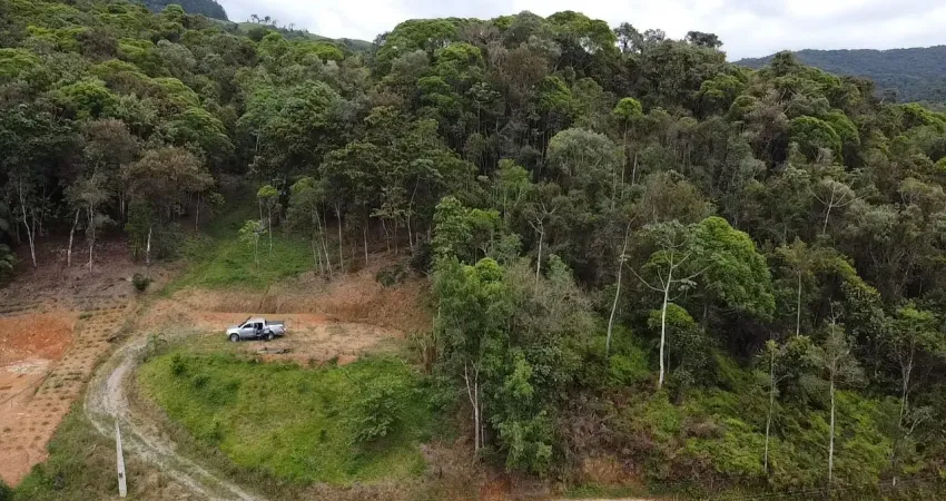 Chácara em são pedro de alcântara, com topografia, água e luz!