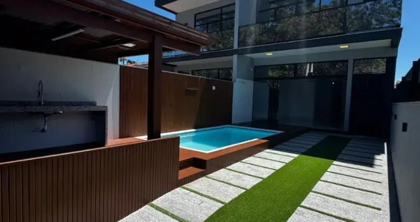 Bela casa na praia do sonho, imovel proximo da areia da praia!