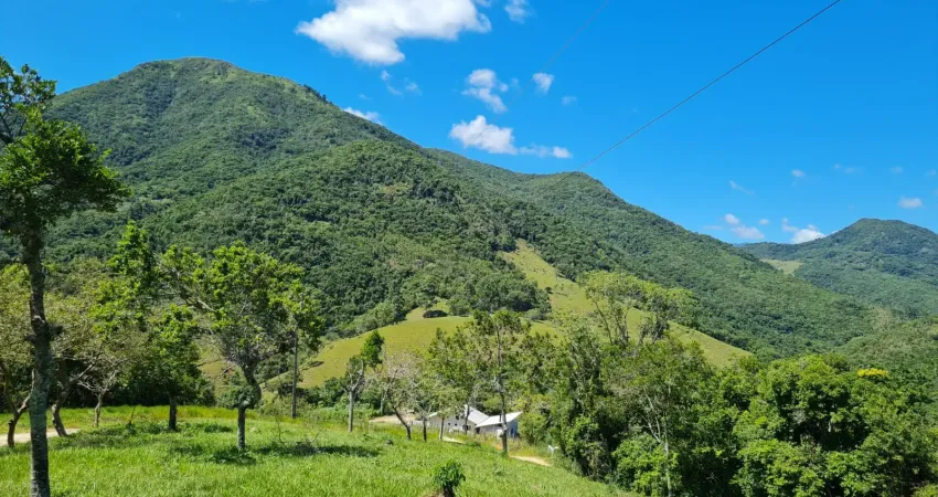 Chácara com linda vista em santo amaro da imperatriz, com escritura!